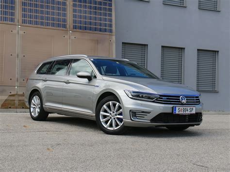 Foto Vw Passat Gte Variant Testbericht 013  Vom Artikel Testbericht Vw Passat Gte Variant