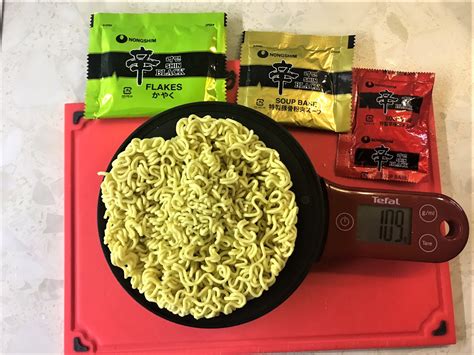 Красный Дошик на максималках - Nongshim Shin Ramyun BLACK | Пикабу