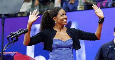 Michelle Obama Will Replace Joe Biden In 2024 Ted Cruz Claims