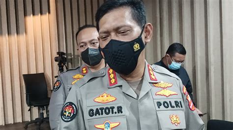 Polri Sita Uang Rp Miliar Aset Crazy Rich Indra Kenz Okezone