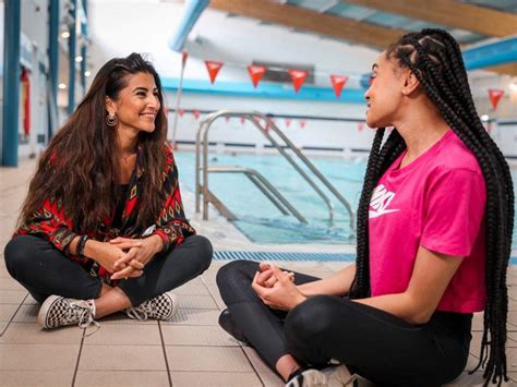 Active Nottingham Help Bbc Presenter To Get South Asian Women Swimming