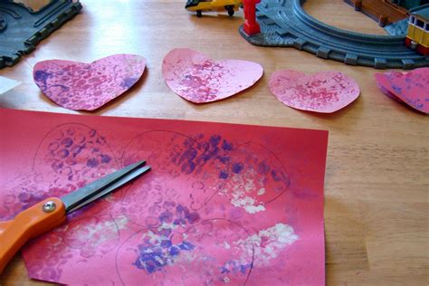 Sitting At Our Kitchen Table: Bubble Wrap Hearts