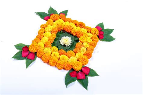 Beautiful Rangoli Designs With Flowers