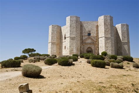 Puglia Castel Del Monte Patrimonio Unesco A 540 Metri Sul Livello Del