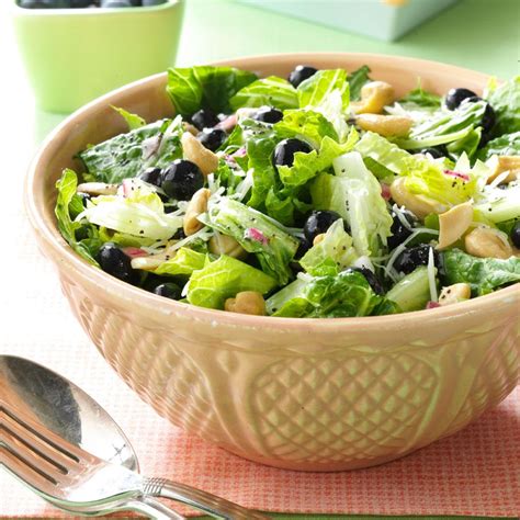 Blueberry Romaine Salad Recipe How To Make It Taste Of Home