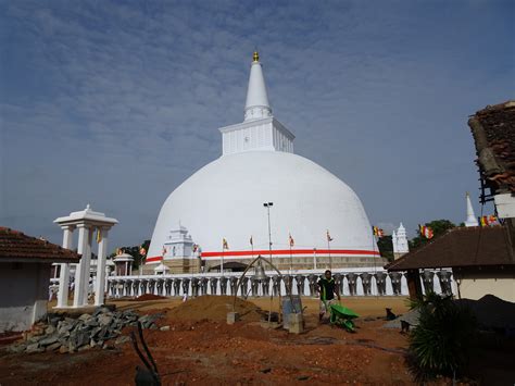 Anuradhapura - Ruwanwelisaya Stupa (1) | Anuradhapura | Pictures | Sri ...