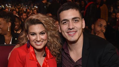 Tori Kelly s Husband André Murillo Posts Lyrics About Fear Amid Singer