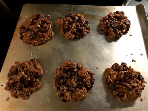 Vegan Chocolate Chip Almond Butter Oatmeal Cookies The Munted Chef