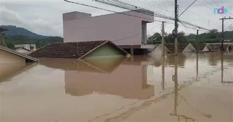 Enchente Em Rio Do Sul Se Torna A Segunda Maior Da Hist Ria E Mais De