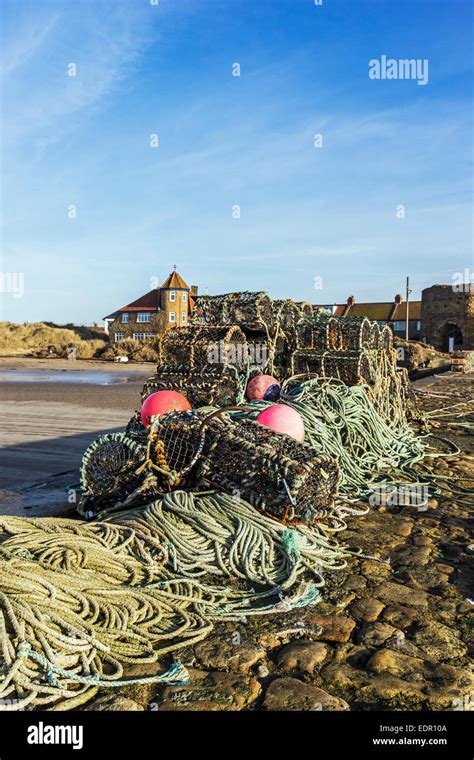 Beadnell village hi-res stock photography and images - Alamy