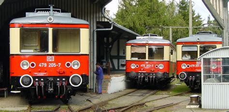 Triebwagen der Flachstrecke Thüringer Bergbahn