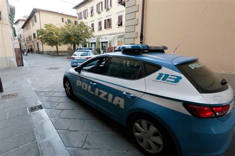 Palermo Prete Esorcista E Colonnello Arrestati Per Violenza Sessuale