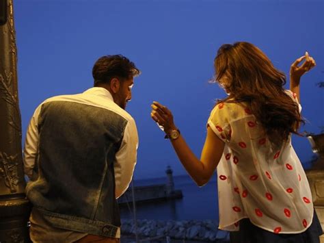 Ranbir Kapoor, Deepika Padukone Are on the Run in Tamasha