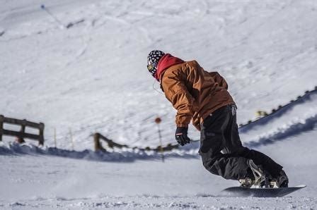 The 9 Most Important Snowboarding Tips For Beginners Snowboarding