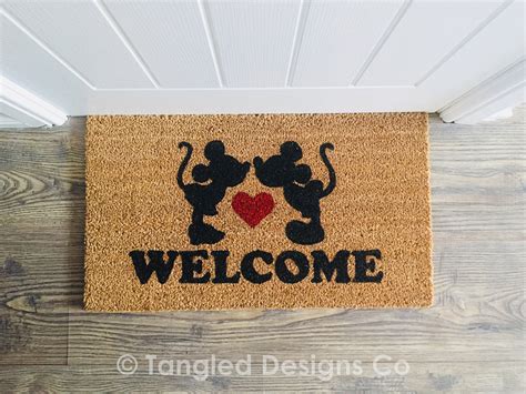 Disney Door Mat Cute Door Mat Micky Minnie Kissing Housewarming