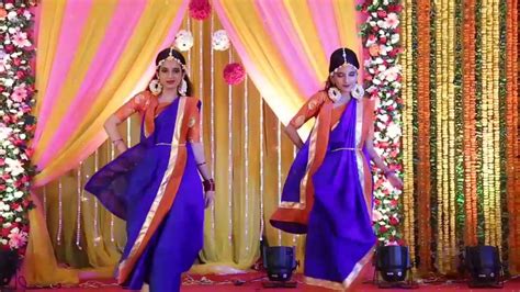 Holud Of Rabita Dance On Chittiyan Kalaiyan And Kaala Chashma Youtube