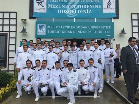 Turgut K Ran Denizcilik Fak Ltesi Mezuniyet T Reni E Marineeducation