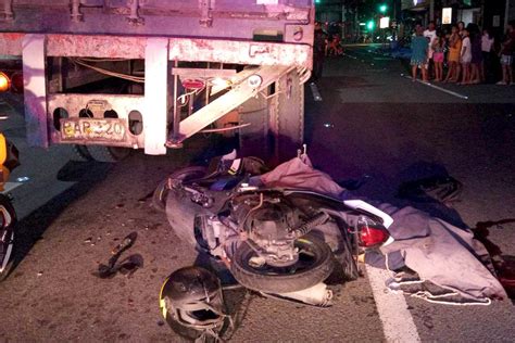 Rider Sumalpok Sa Cargo Truck Dedo Journalnews