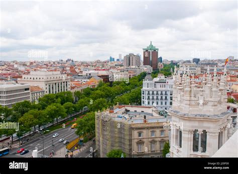 Paseo De Recoletos Fotografías E Imágenes De Alta Resolución Alamy