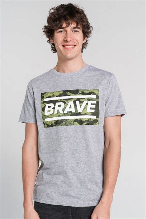 Футболка с надписью Brave оптом в Беларуси - Одежда оптом в РБ