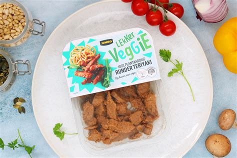 Review Vleesvervangers Vegan Curryworsten Beyond Burger Chicken