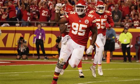 Top Reactions To Chris Jones Latest Post About Re Signing With Chiefs