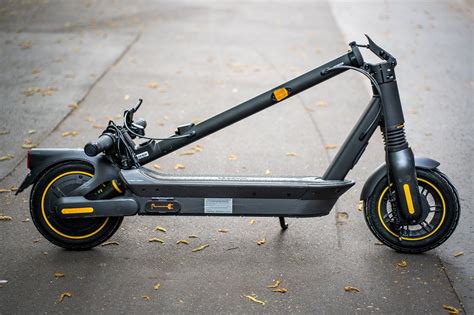 Test Trottinette Lectrique Ninebot Kickscooter Max G Le Retour De