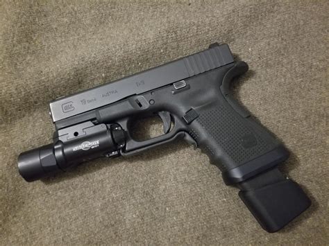 Glock 19 In Current Setup I Usually Carry With A 15 Rounder And A