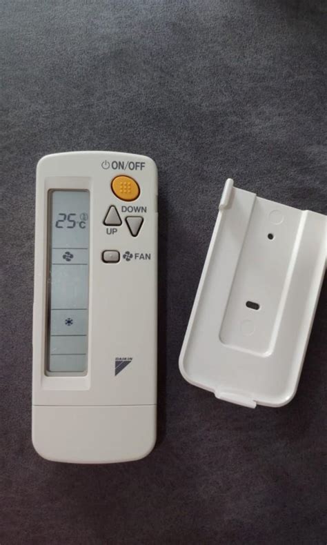 Original Daikin Air Con Remote Control Brc C Tv Home Appliances