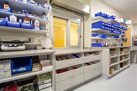 ultimate guide  hospital storage systems
