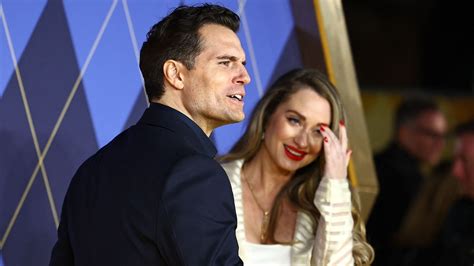 Henry Cavill Expecting First Baby With Girlfriend Natalie Viscuso Im