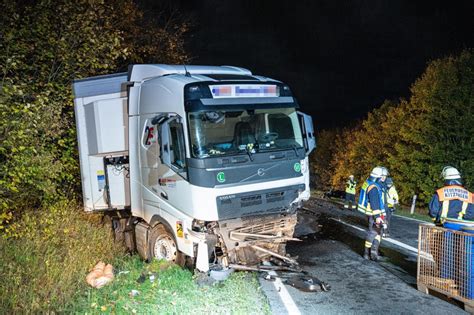 Fotos T Dlicher Unfall Auf Staatsstra E Bei Kitzingen Unterfranken