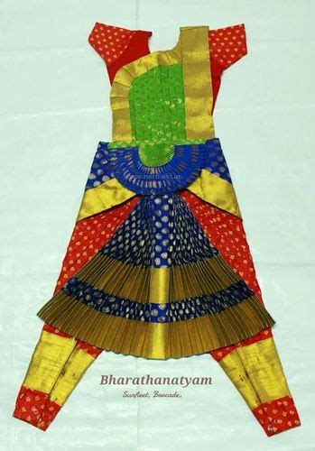 Bharatanatyam Costumes, Size: Medium at Rs 6500 in Palakkad | ID ...