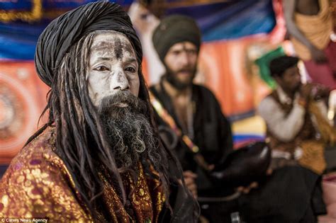 Incredible Images Show Life Of Indias Cannibal Aghori Tribe Daily