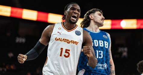 Ebuka Izundu Öne Çıktı Galatasaray Play In e Saint Quentin