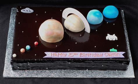 Caitlin S Solar System Birthday Cake Front View Solar System Cake