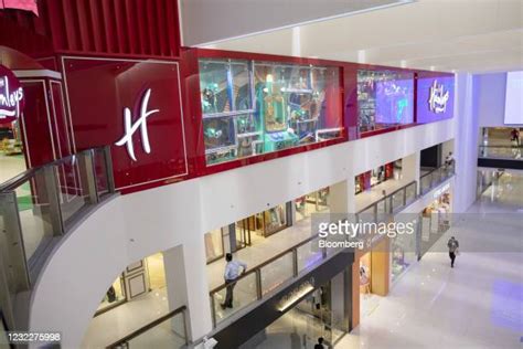 75 Dlf Mall Saket Stock Photos, High-Res Pictures, and Images - Getty Images