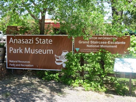 Visit Utahs Anasazi State Park Museum For 1000 Years Of History