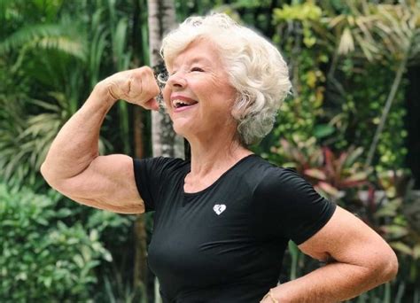 75 Year Old Woman Becomes Fitness Influencer With 1 4 Million Followers