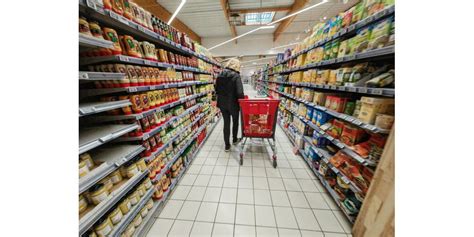 Économie L inflation ralentit fortement en novembre à 3 4 sur un an