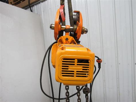 HARRINGTON NER010L 1 Ton Trolley Electric Chain Hoist 11 Lift 16 Min