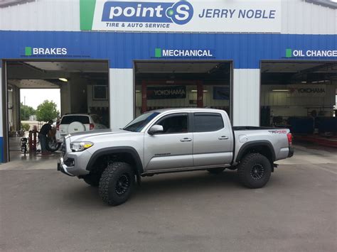 Lifted 3rd Gens With 265 75r16s Tacoma World