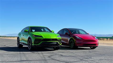 Arriba Imagen Lamborghini Urus Vs Tesla Model X Abzlocal Mx