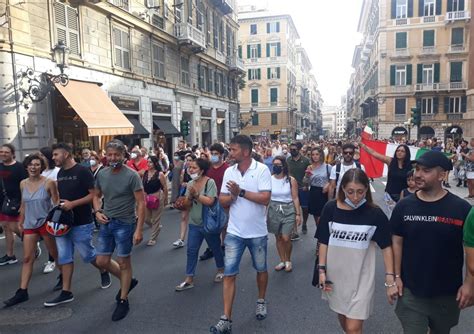 Torna La Protesta In Piazza Contro Il Green Pass