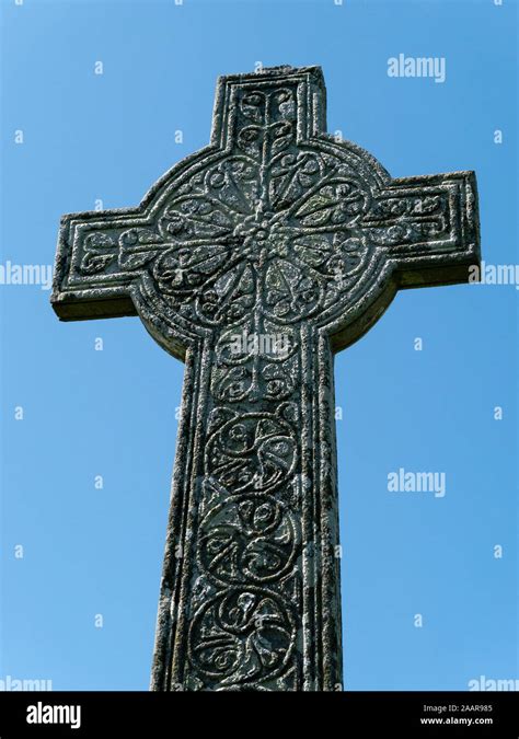 Ancient Stone Celtic Cross Hi Res Stock Photography And Images Alamy