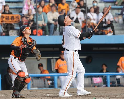 【巨人】女子チームがレジェンドobに快勝 静岡・草薙球場6300人大歓声 スポーツ報知