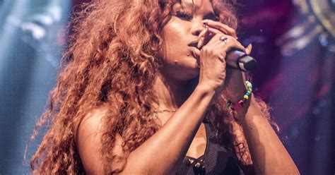 Sza Named Varietys Hitmaker Of The Year Klassic Joints