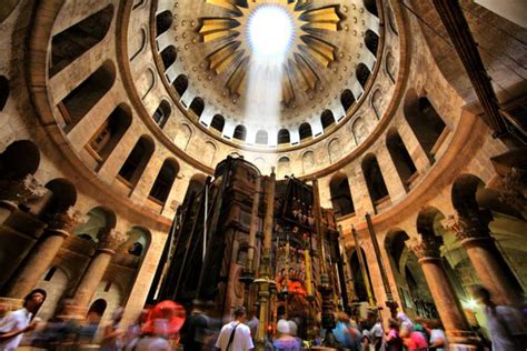 The Church of the Holy Sepulchre - iTravelJerusalem