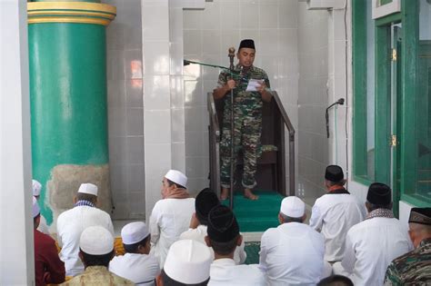 Jadi Khatib Jumat Dandim Ajak Jama Ah Makmurkan Masjid Kabupaten