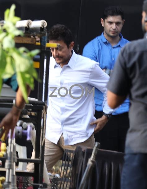 Aamir Khan Sports New Look As He Shoots For Sitare Zameen Par See